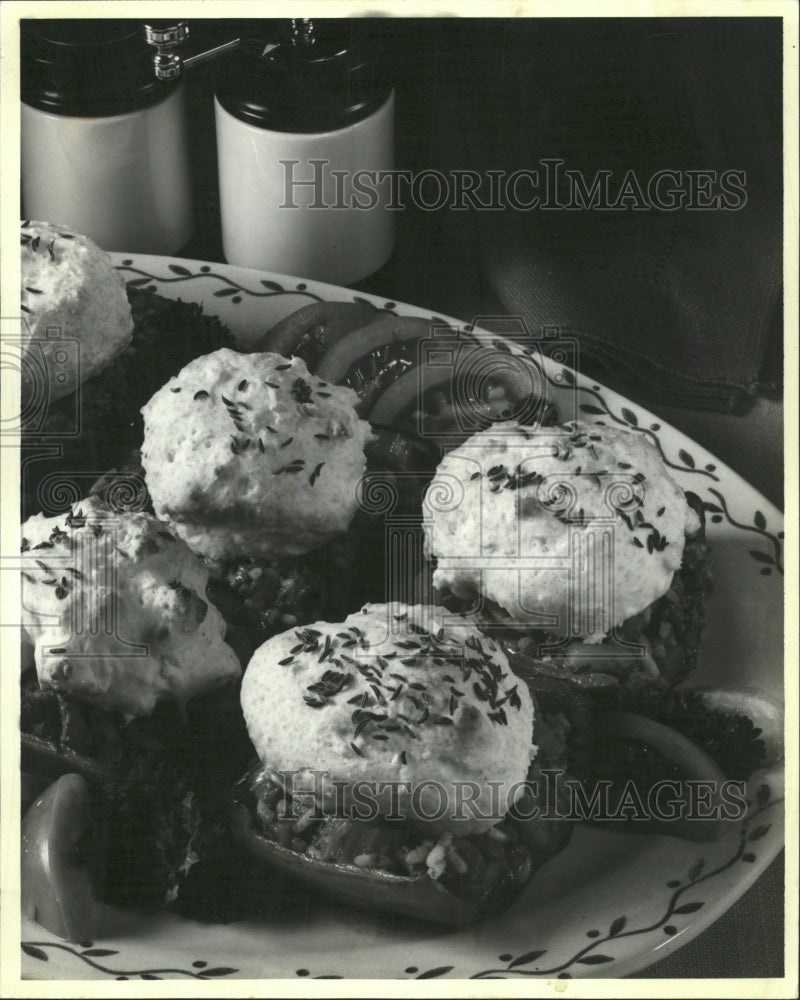 1981 Press Photo Stuff green peppers beef rice robust - RRW50557 - Historic Images