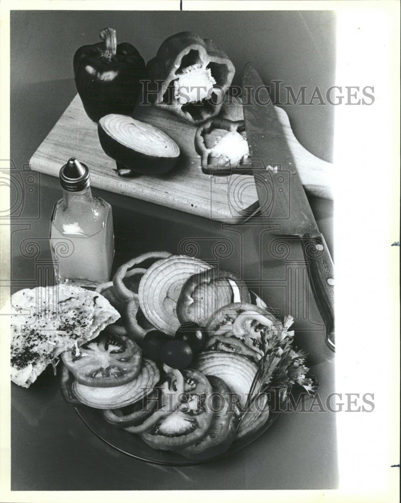 1986 Press Photo Pickled Vegetables Elaborate Medley - RRW50559 - Historic Images