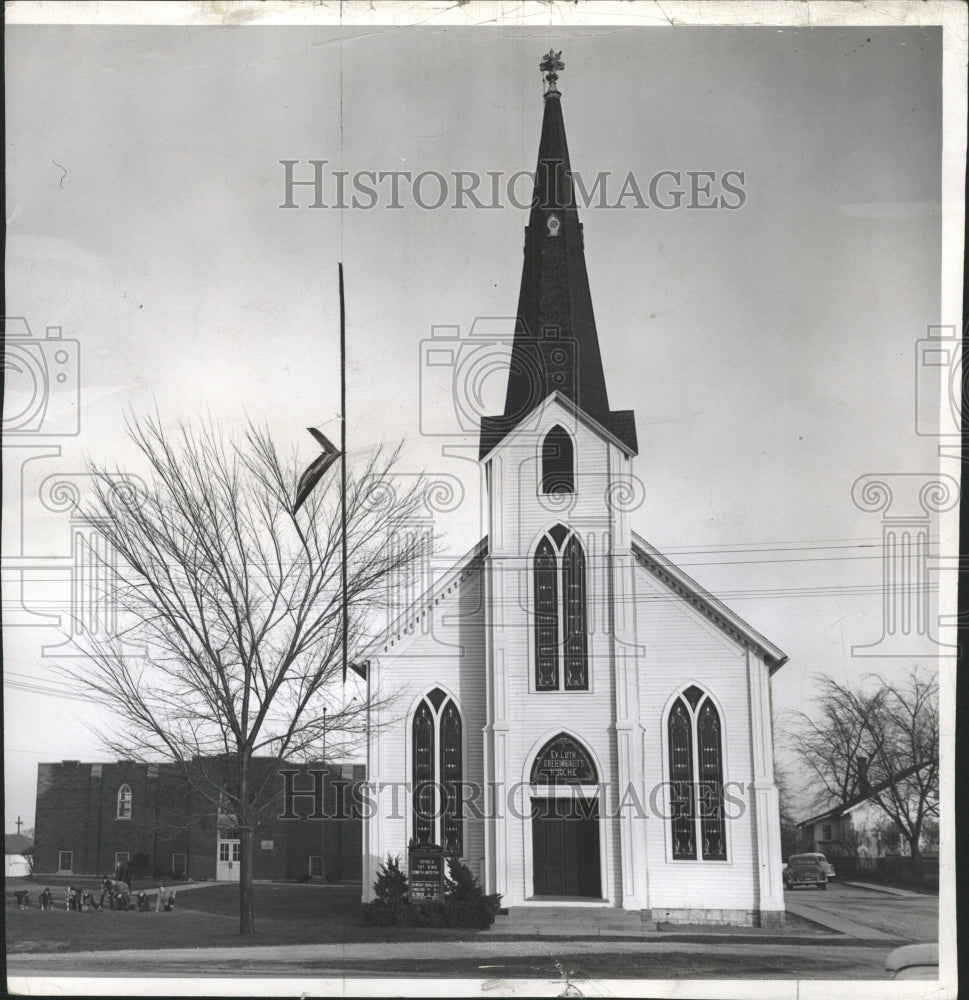 1954 Press Photo Trinity Evangelical Lutheran Church - RRW50773 - Historic Images