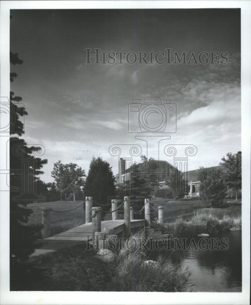 1980 Press Photo Home Values Increase In Barrington - RRW50867 - Historic Images