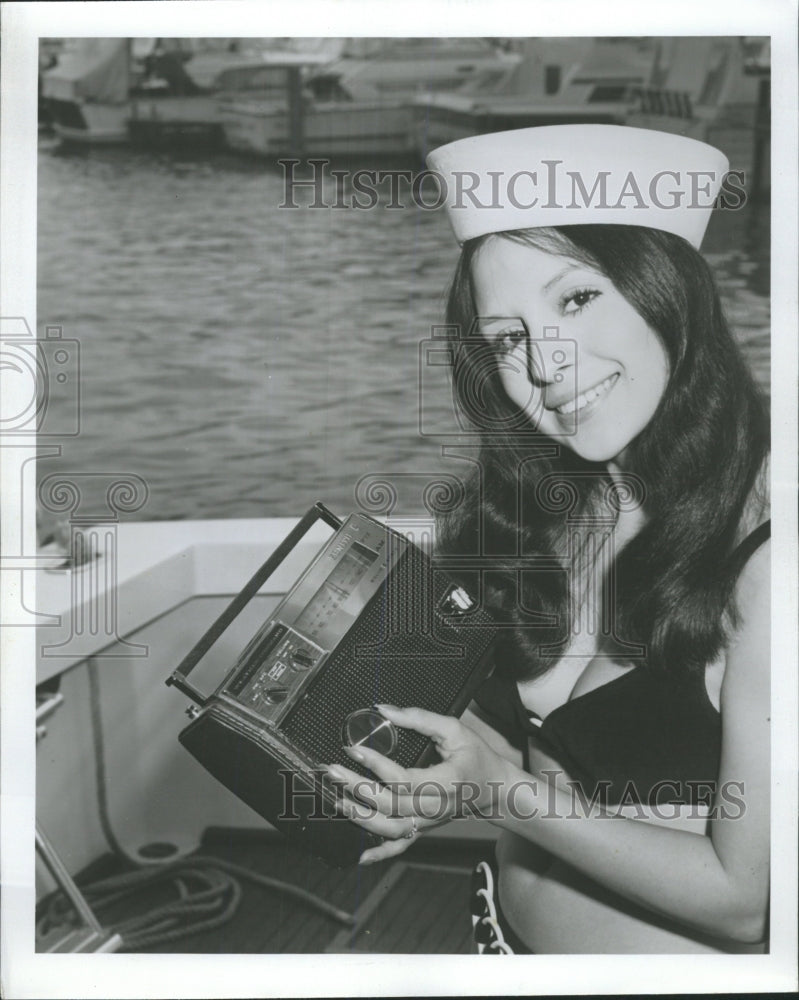 1972 Press Photo Radios - RRW51091 - Historic Images