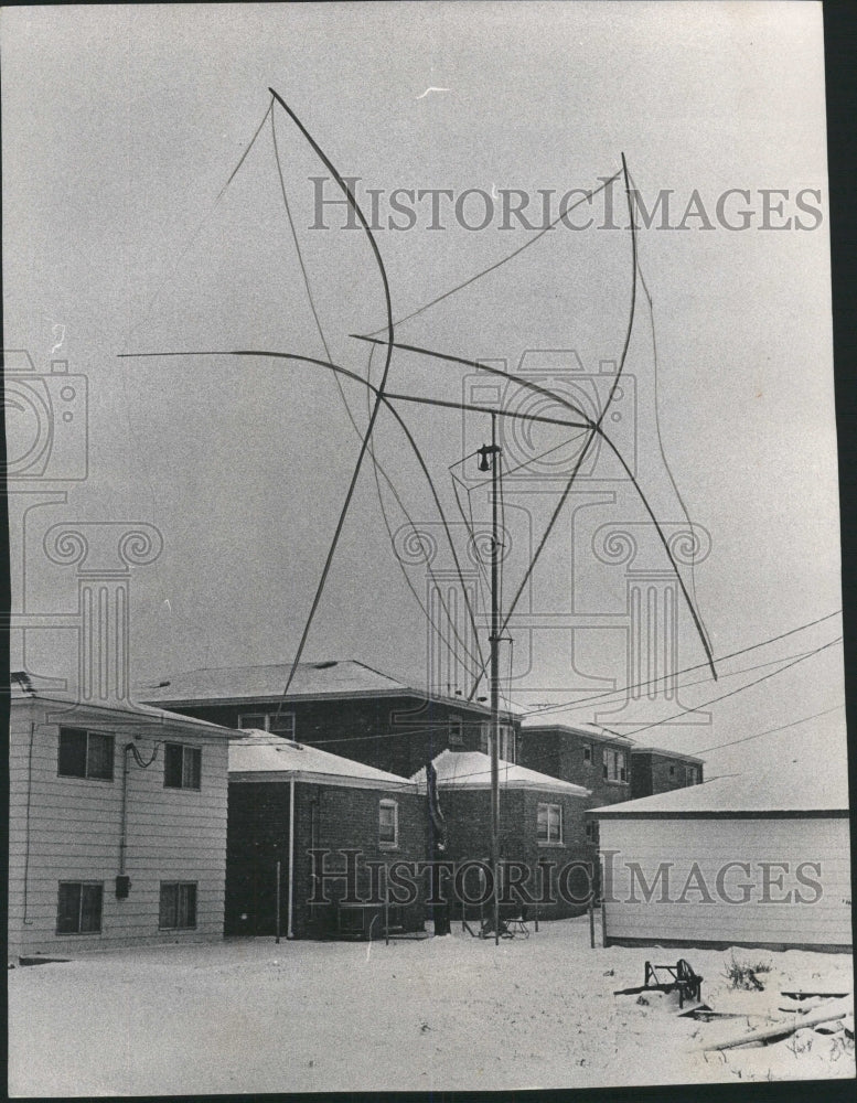 1973 Press Photo Double-pinwheel antenna IC commuter - RRW51141 - Historic Images