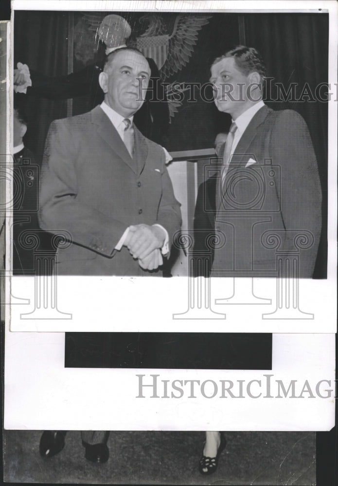 1947 Press Photo HErman Wecker Wife - RRW51359 - Historic Images