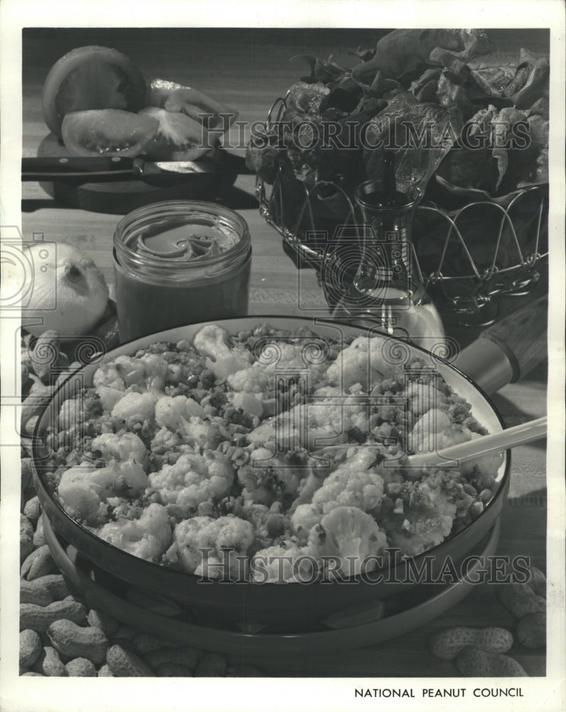 1973 Press Photo cauliflower and peanut casserole - RRW51499 - Historic Images