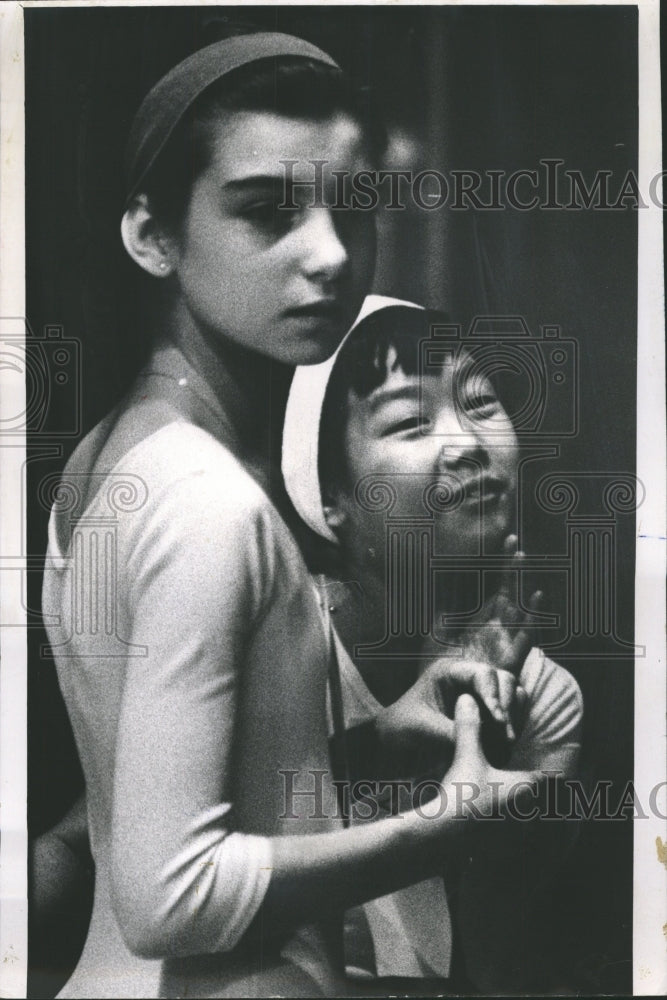 1967 Press Photo Two Girls Wait For Ballet Tryouts - RRW51587 - Historic Images