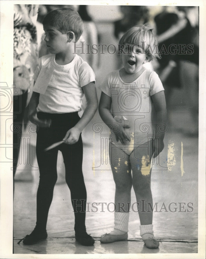 1989 Press Photo Katherine Blair Joey Dorneker Chicago - RRW51601 - Historic Images