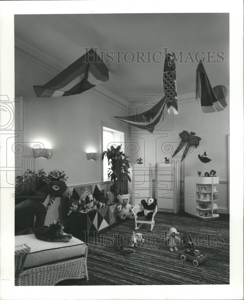 1985 Press Photo Wind Sock Nursery Showcase Sublette - RRW51689 - Historic Images