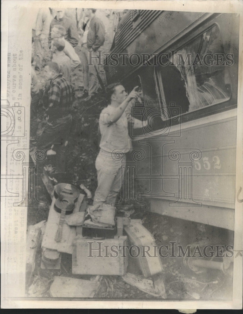 1962 Press Photo Railroad accident - RRW51851 - Historic Images