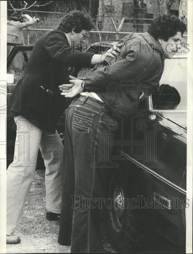 1979 Press Photo Officer Bob Pestelle drug buy Indiana - RRW51891 - Historic Images