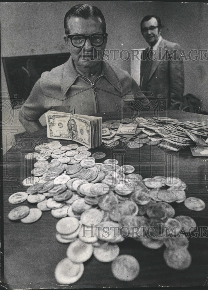 1974 Press Photo Holiday Inn Oak Brook Illinois - RRW51905 - Historic Images