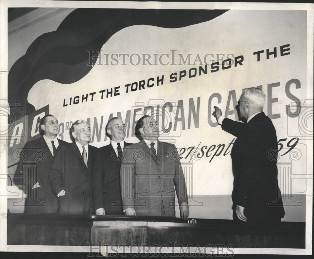 1951 Press Photo Moose Krause Chairman Committee Ryan - RRW51929 - Historic Images