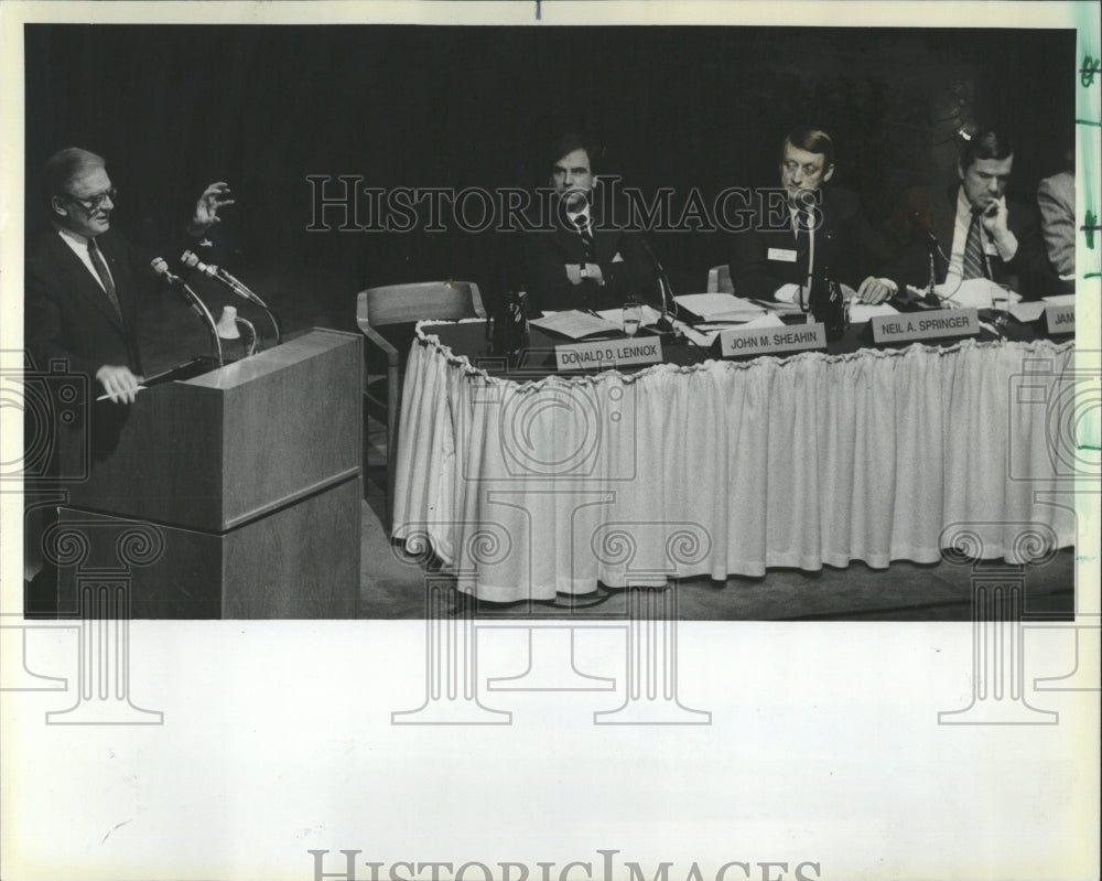 1986 Press Photo Intl Harvester Annual Meeting Address - RRW52383 - Historic Images