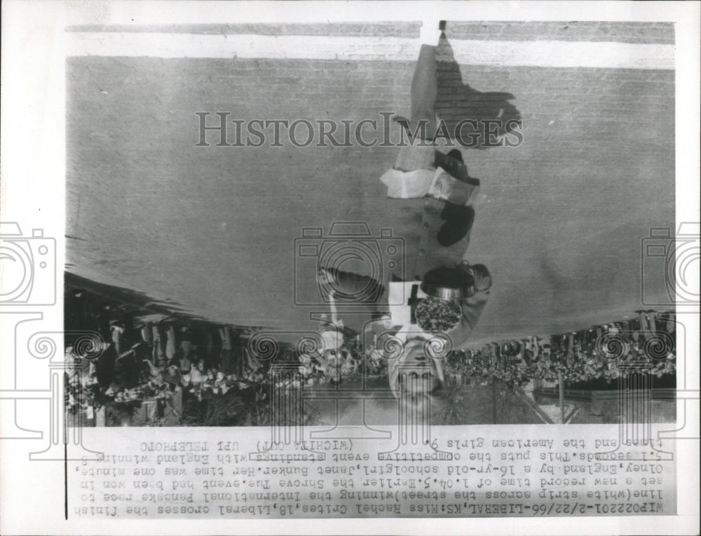 1966 Press Photo Rachel Crites Runner - RRW52485 - Historic Images