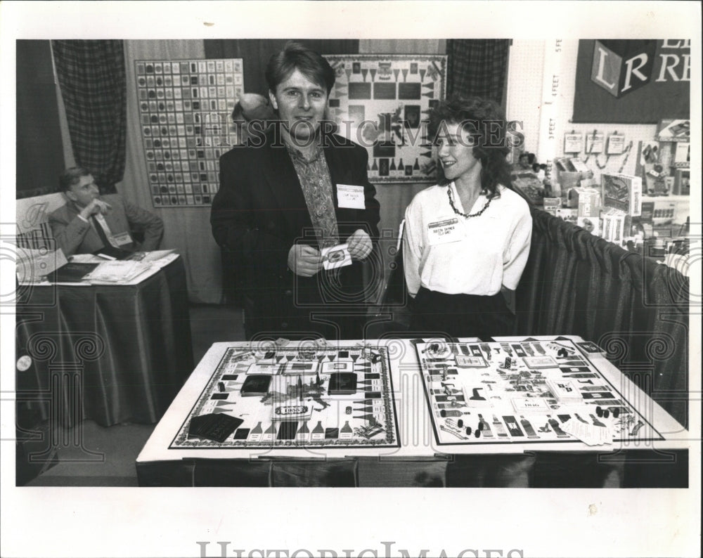 1989 Press Photo Villa Games Liam Badger Judith Skyner - RRW52859 - Historic Images