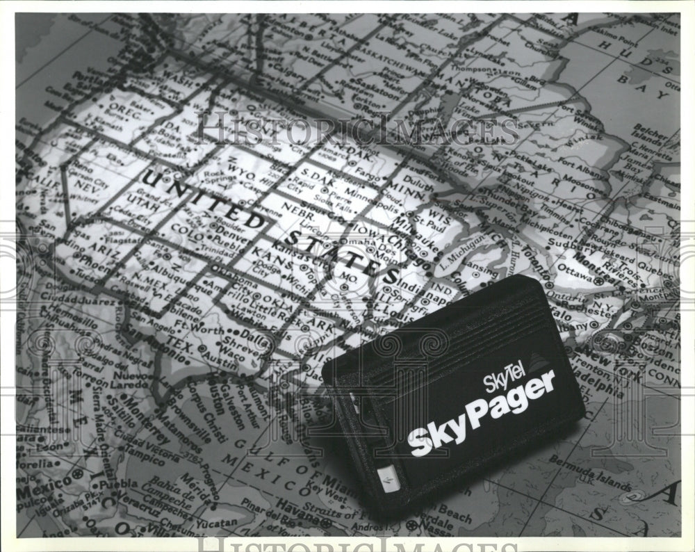 1990 Press Photo SkyTel SkyPager - RRW52957 - Historic Images