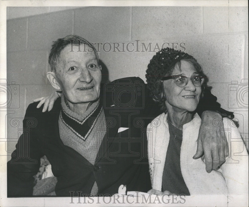 1971 Press Photo Walter Stein Homelessness Mission - RRW52983 - Historic Images