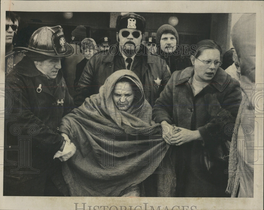 1976 Press Photo Cicero Nursing Home Fire Survival - RRW53357 - Historic Images