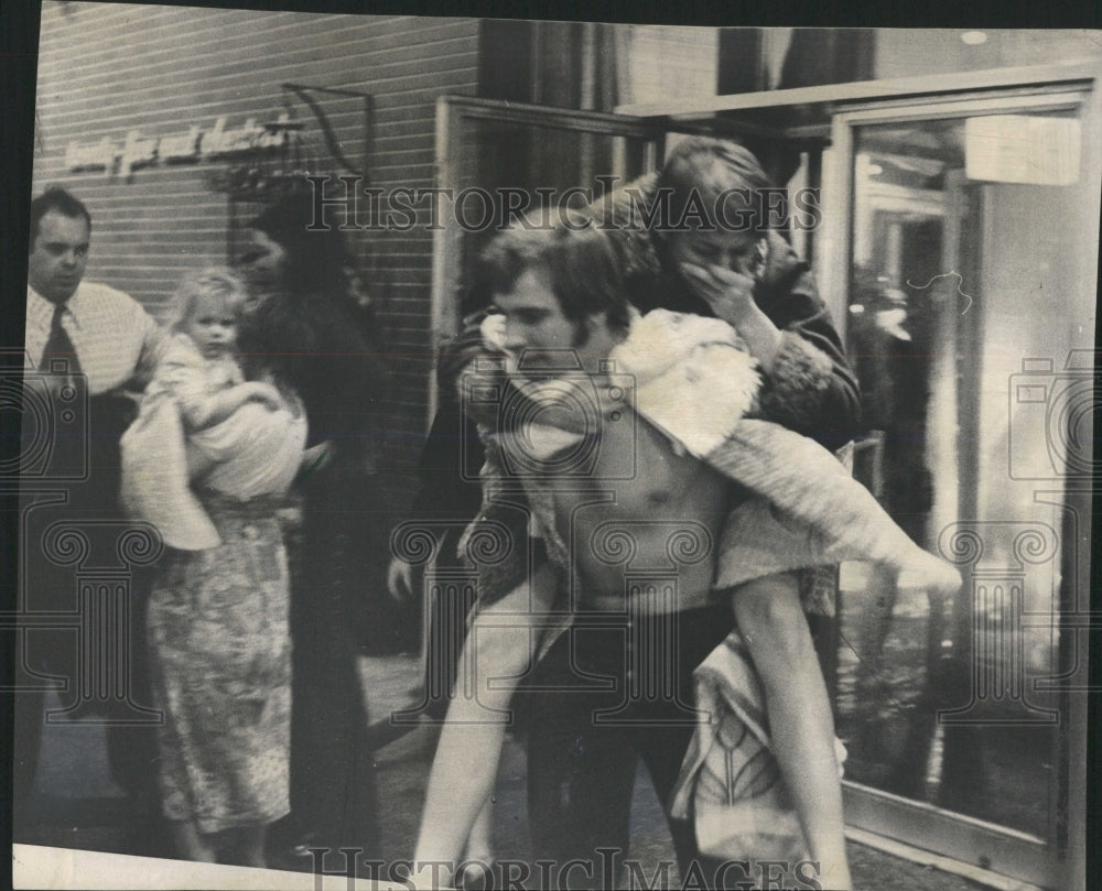 1972 Press Photo Fires Chicago Victims - RRW53365 - Historic Images