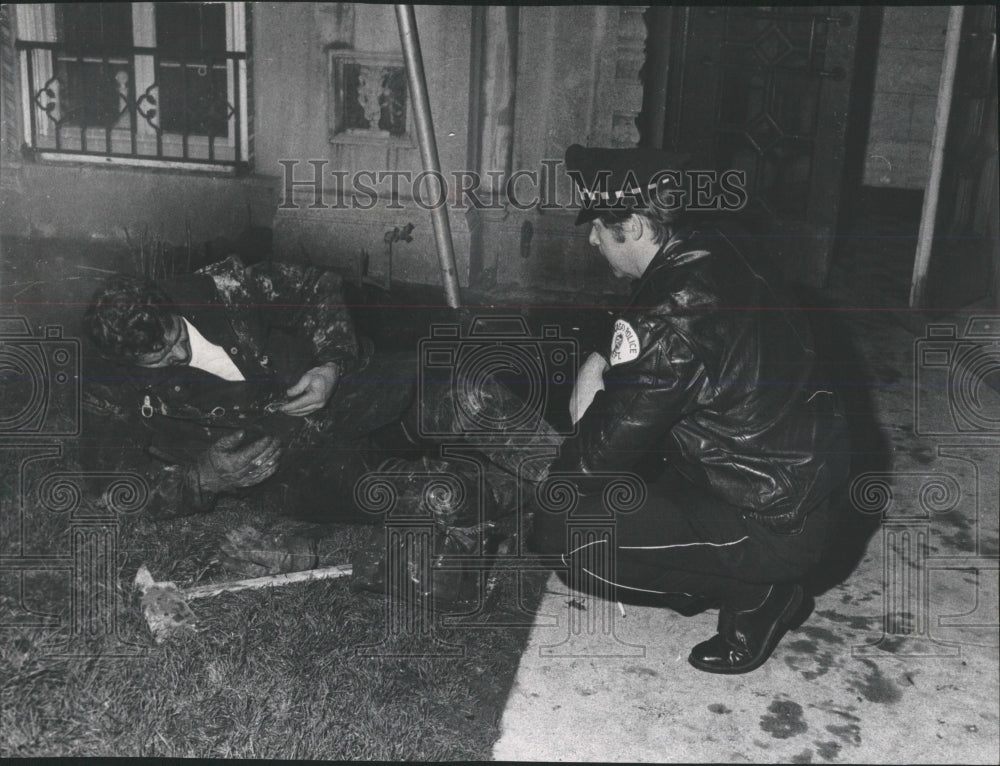 1972 Press Photo North side fire kills 1, hurts 2. - RRW53367 - Historic Images