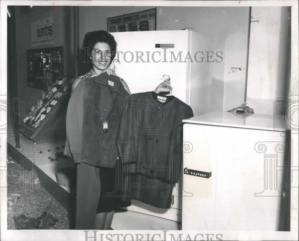 1962 Press Photo International Trade Fair Chicago - RRW53409 - Historic Images