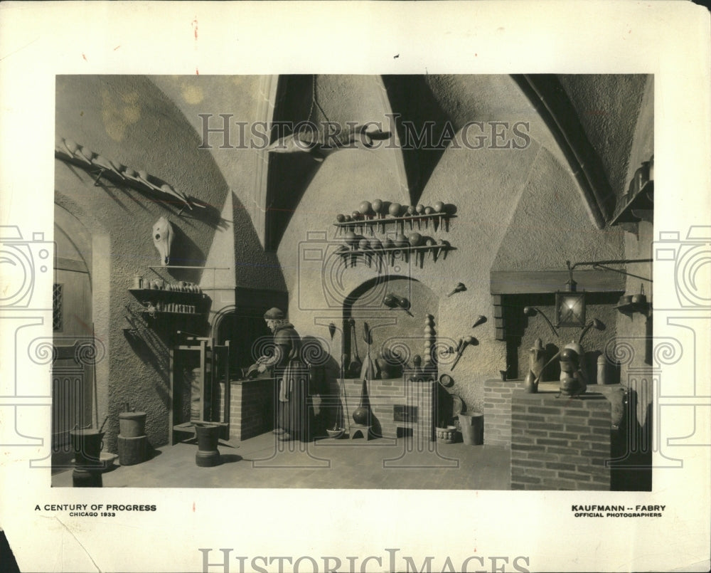 Press Photo Alchemists World&#39;s First Chemists - RRW53463 - Historic Images