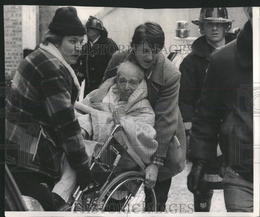 1976 Press Photo Wincrest Nursing Home Fire - RRW53481 - Historic Images