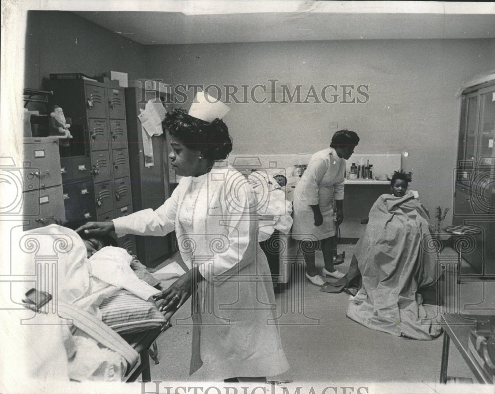 1969 Press Photo Garfield Park Hospital - RRW53551 - Historic Images