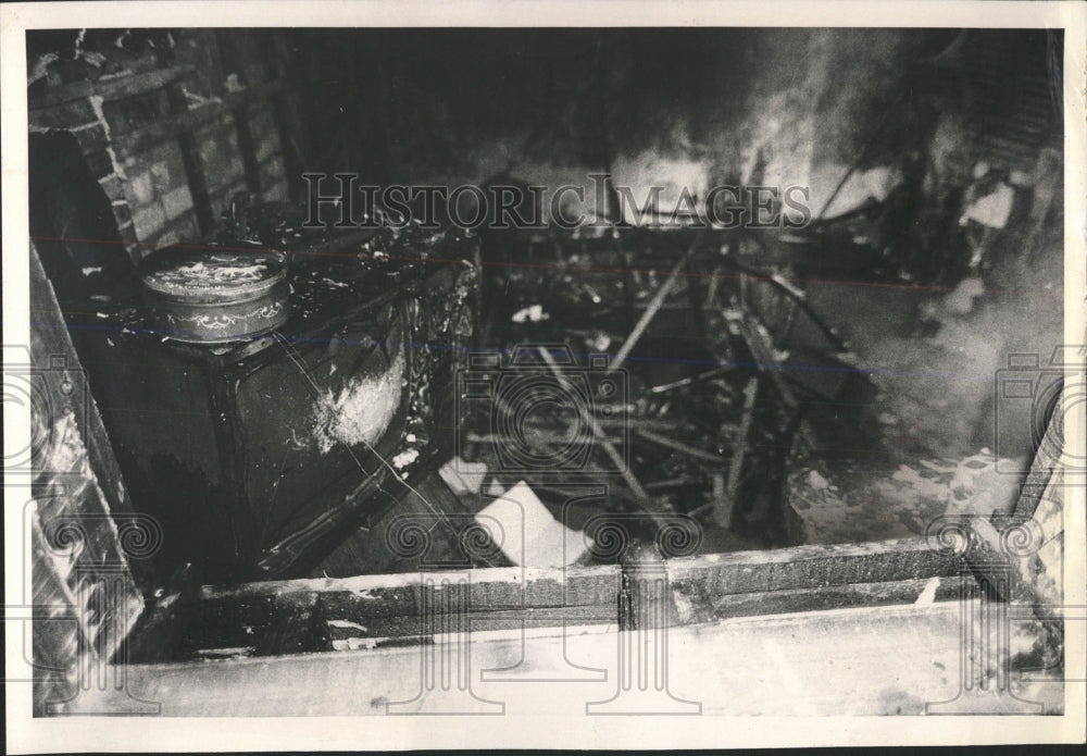 1980 Press Photo Electrical Fire - RRW53595 - Historic Images