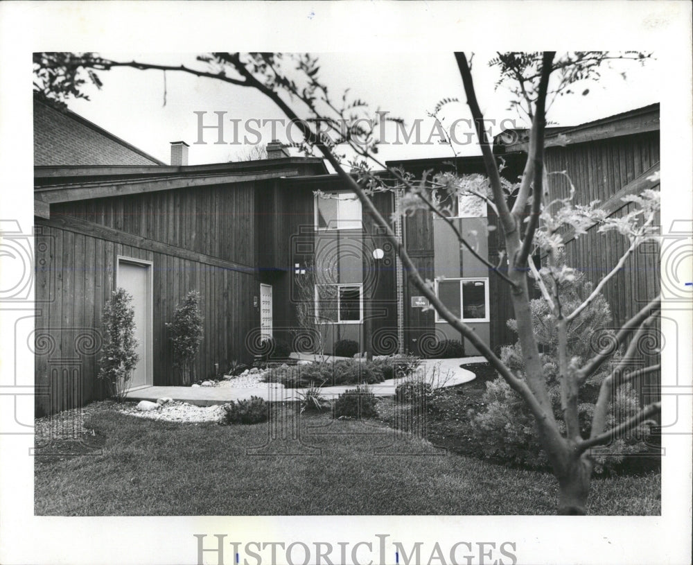 1976 Press Photo Environment II Condominiums - RRW53997 - Historic Images