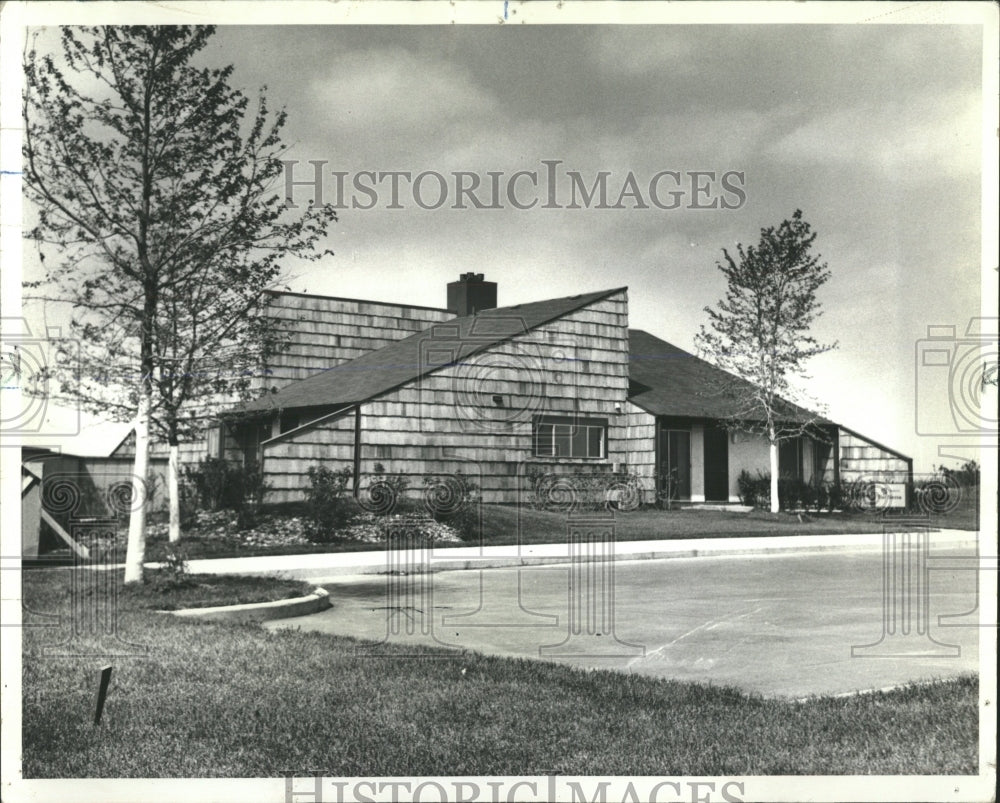 1974 Press Photo One-Bedroom Moderate-Income Units - RRW54227 - Historic Images