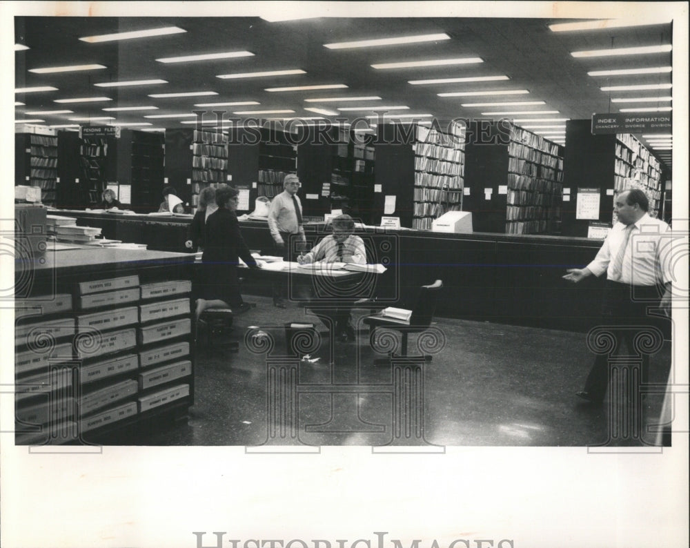 1985 Press Photo Cook County Circuit court - RRW54363 - Historic Images