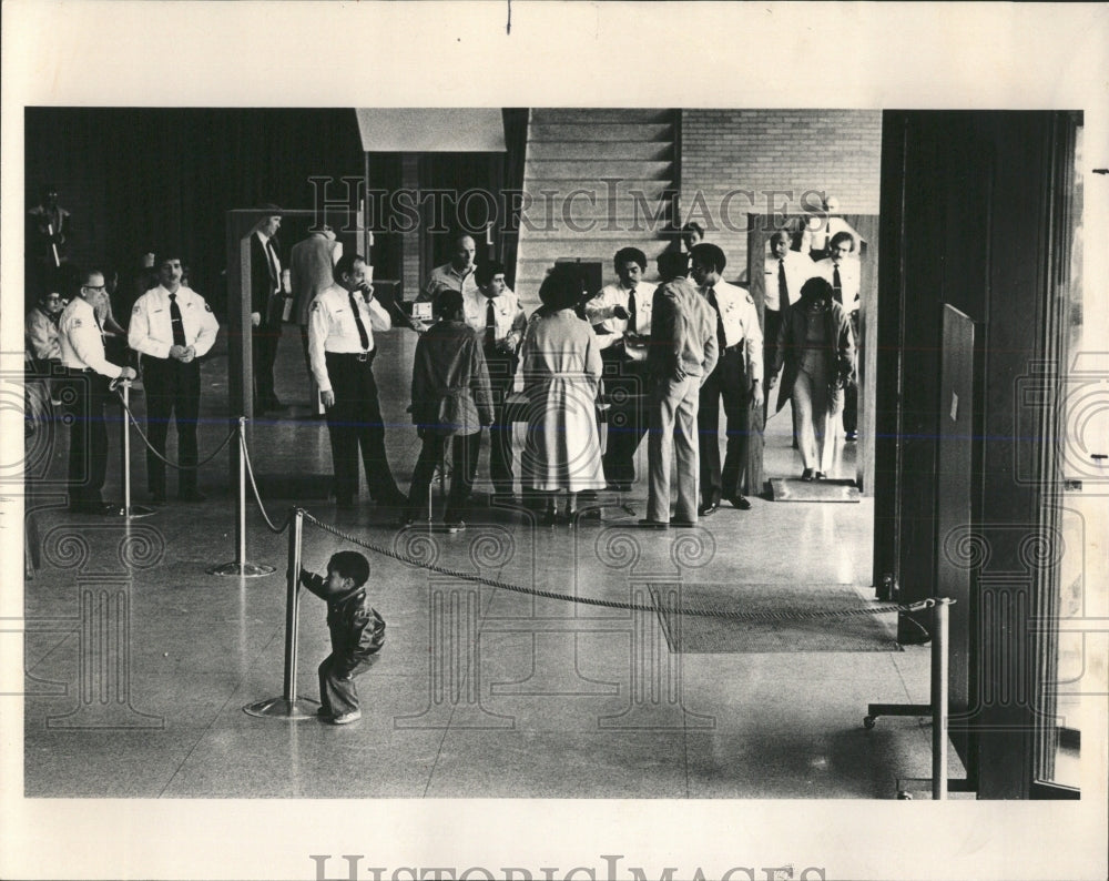 1981 Press Photo Juvenile Court Cook County - RRW54381 - Historic Images