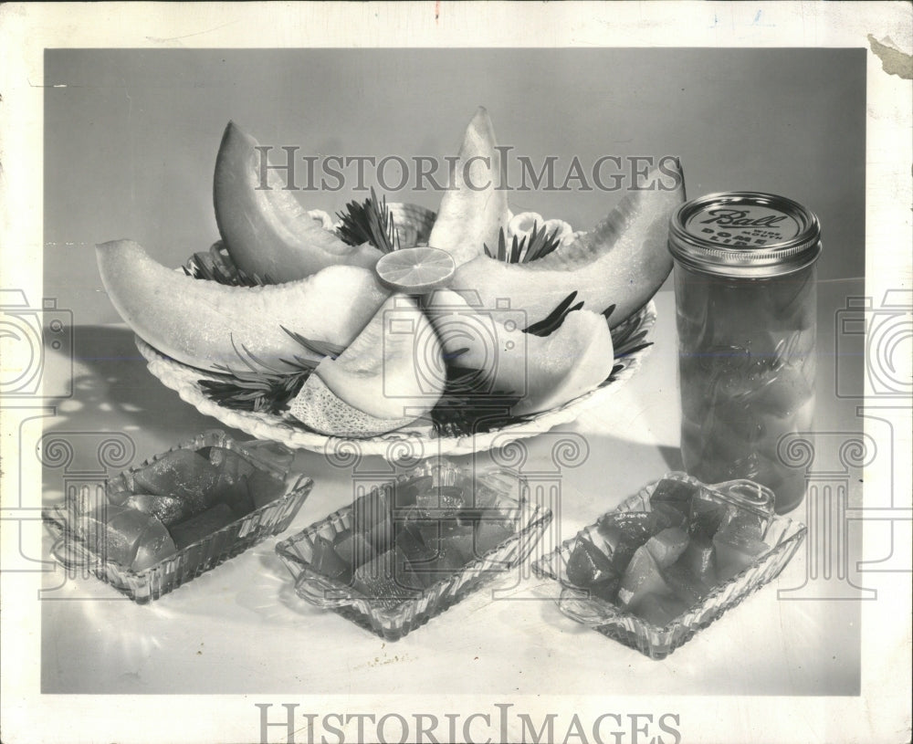 1964 Press Photo Cantaloupe Pickles - RRW54417 - Historic Images