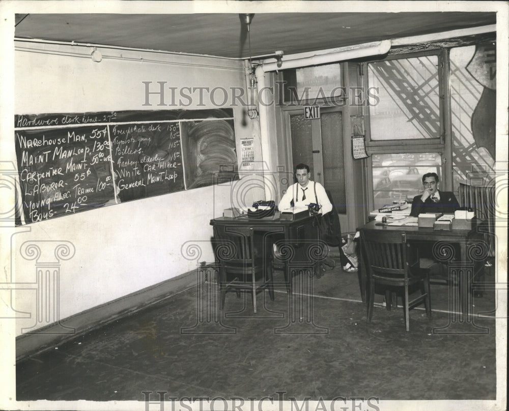 1941 Press Photo Morrell Employment Bureau Office - RRW54475 - Historic Images