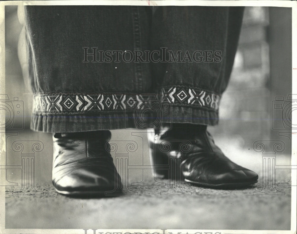 1970 Press Photo Embroidered band Indian pattern - RRW54549 - Historic Images