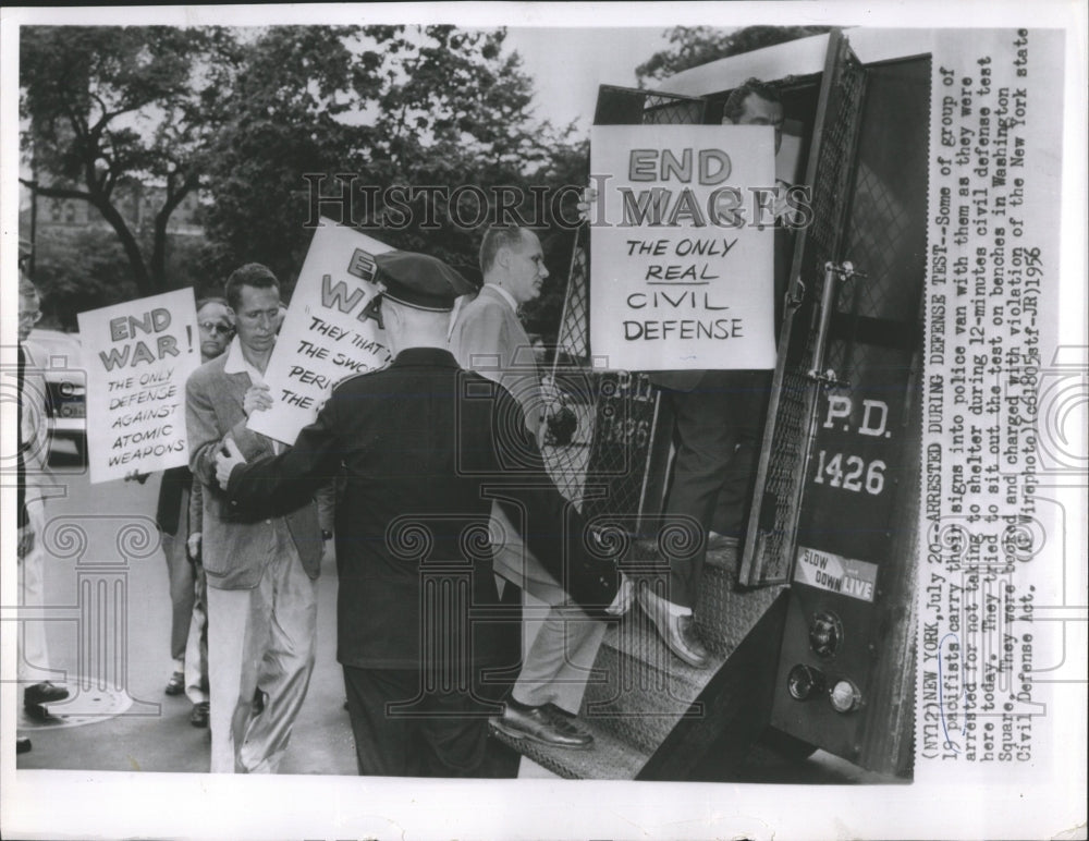 1959 Press Photo 19 pacifists police van arrested civil - RRW54561 - Historic Images