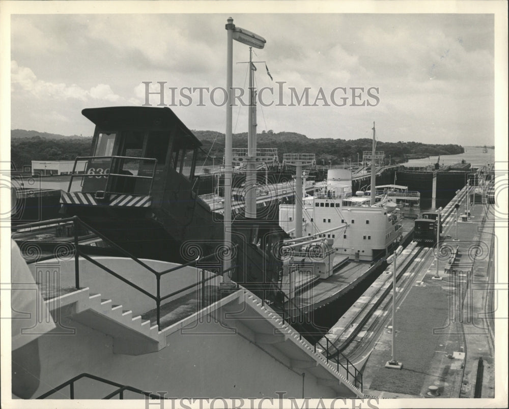 1965 Press Photo Panama Canal Electric Locomotives - RRW54603 - Historic Images