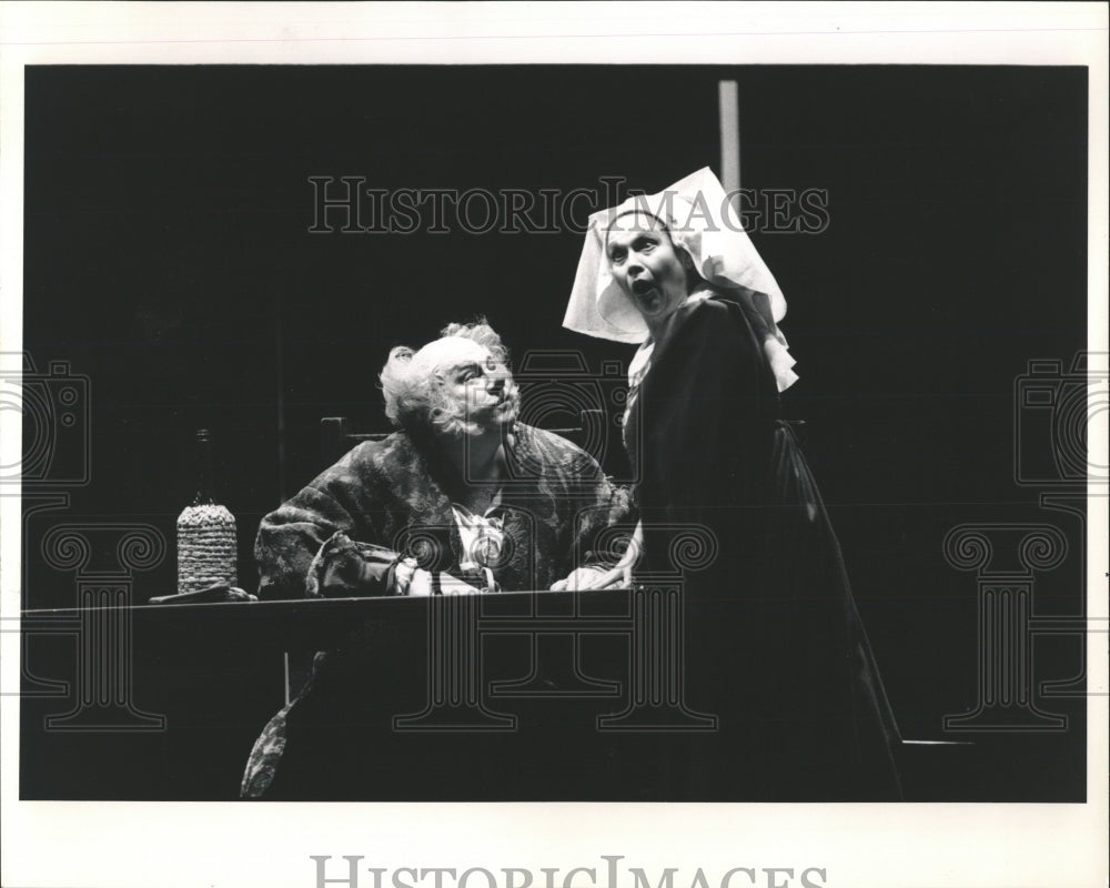 1988 Press Photo Opera production Falstaff Ingvar - RRW54681 - Historic Images