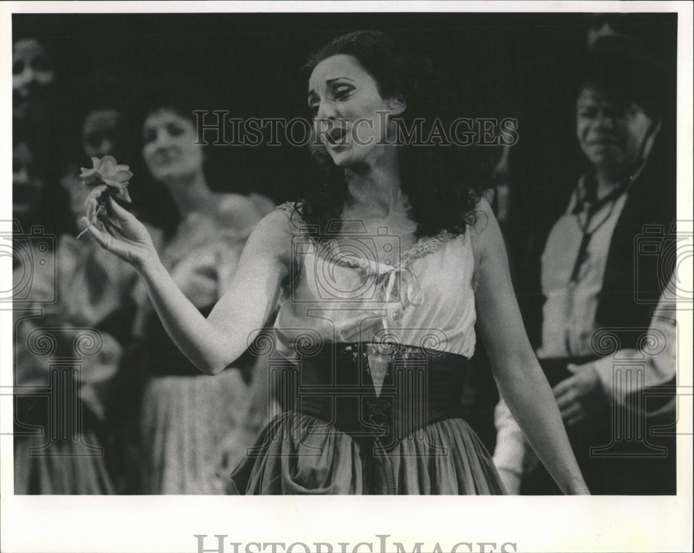 1990 Press Photo Carmen Mazzaria Scandiuzzi Opera - RRW55035 - Historic Images