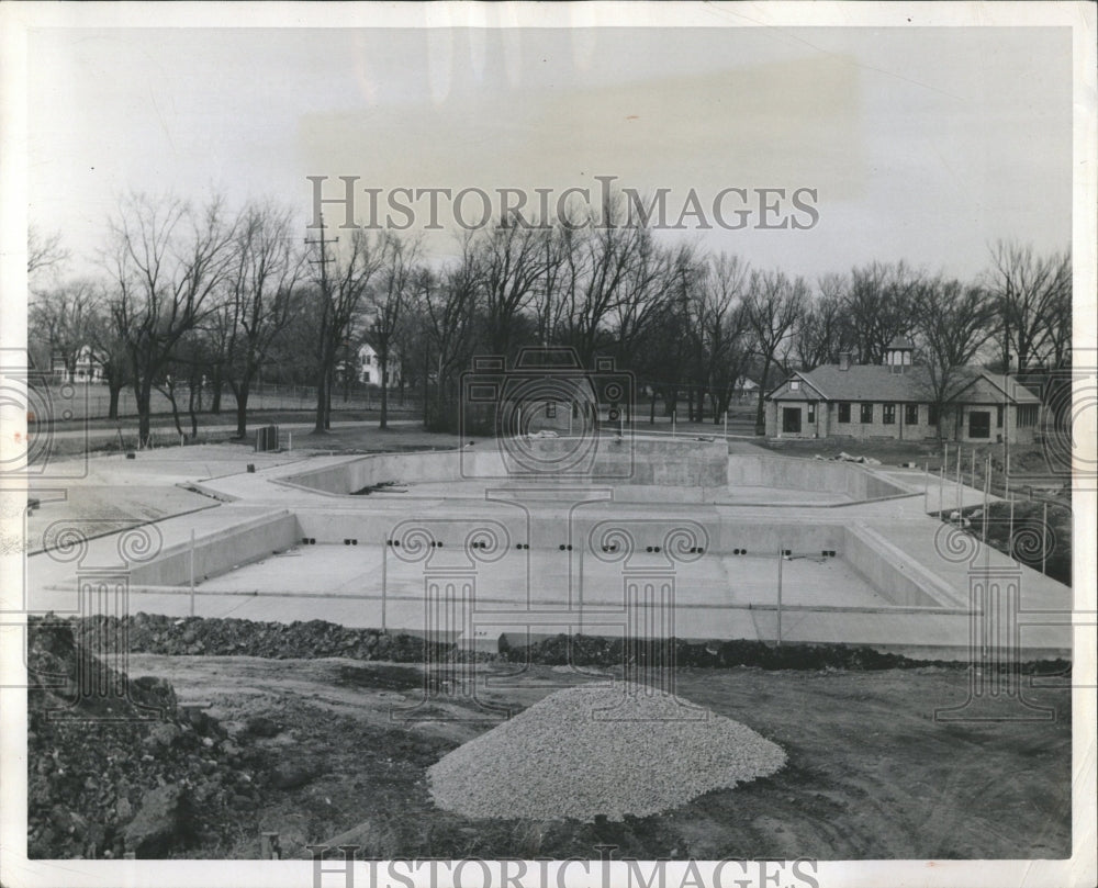 1957 Press Photo Pool Twin Own Geneva Community - RRW55057 - Historic Images