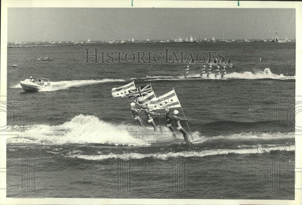 1977 Press Photo LAKEFRONT FESTIVAL - RRW55155 - Historic Images