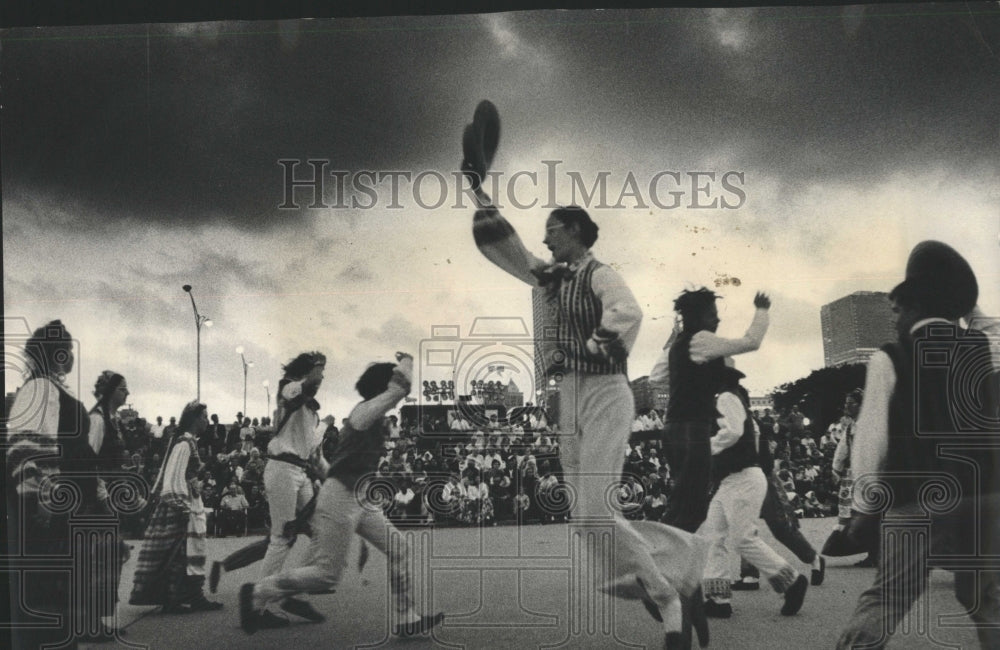 1973 Press Photo Dance Group Folk Sukurys Lithunina - RRW55193 - Historic Images