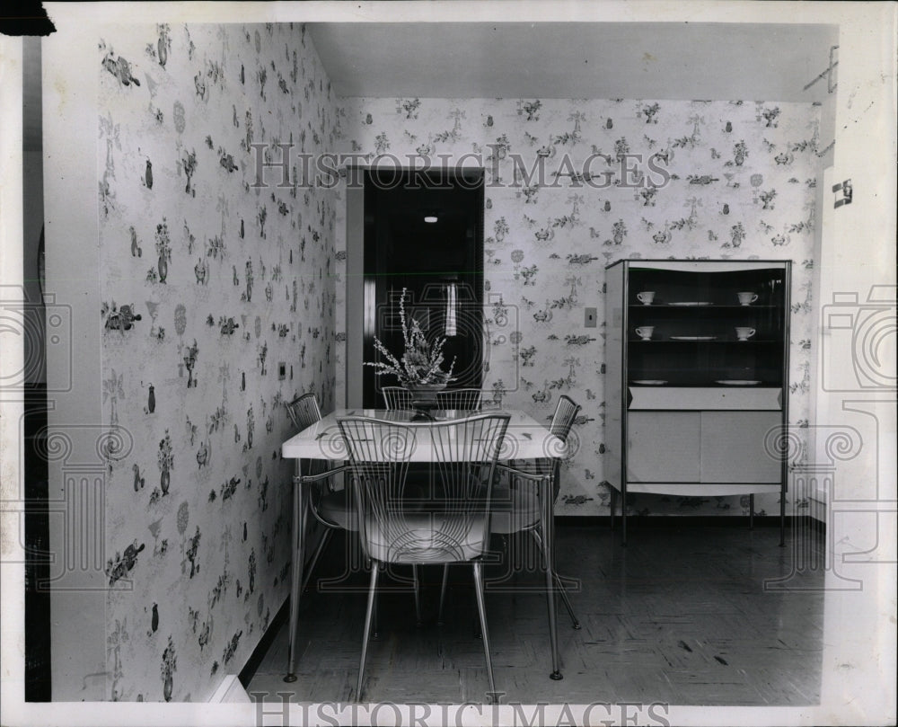 1961 Press Photo Dinette Set Kitchen Ranch Style Gold - RRW55513 - Historic Images