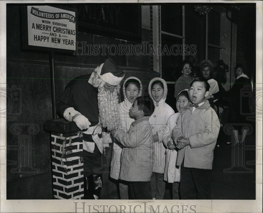 1961 Press Photo Koran Orphan Choir Marshall Field - RRW55519 - Historic Images