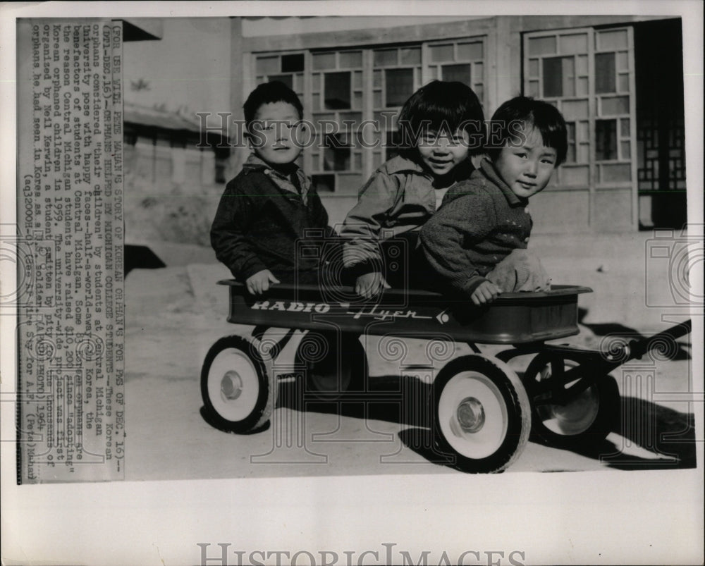 1964 Press Photo Orphans - RRW55599 - Historic Images