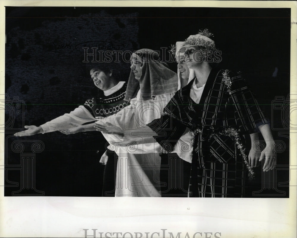 1983 Press Photo Carl Schurz High School performance - RRW56073 - Historic Images