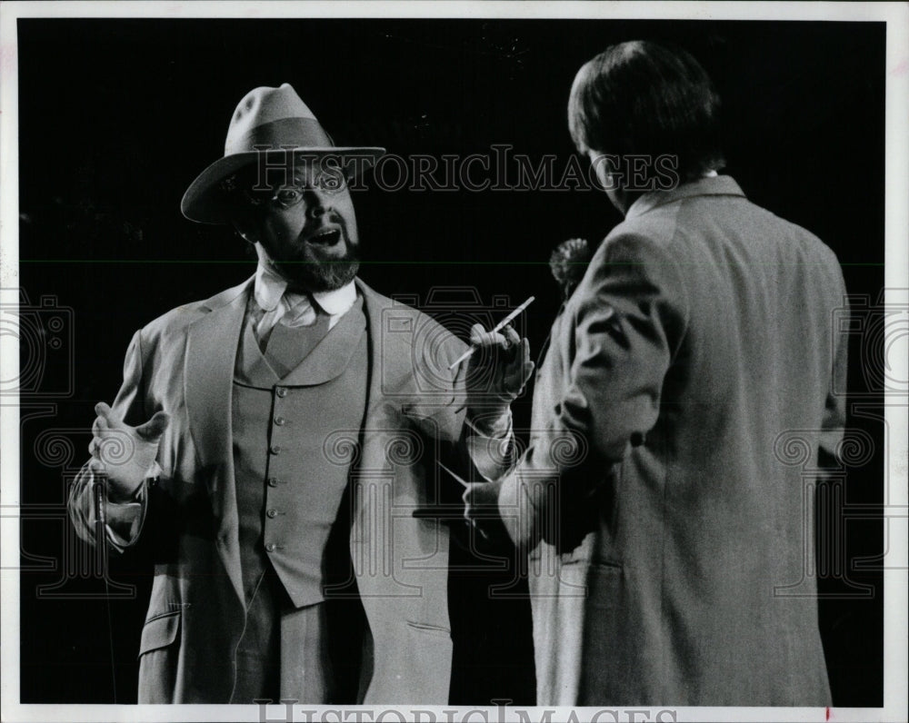 1991 Press Photo Lyric Opera &quot;The Gambler&quot; - RRW56159 - Historic Images