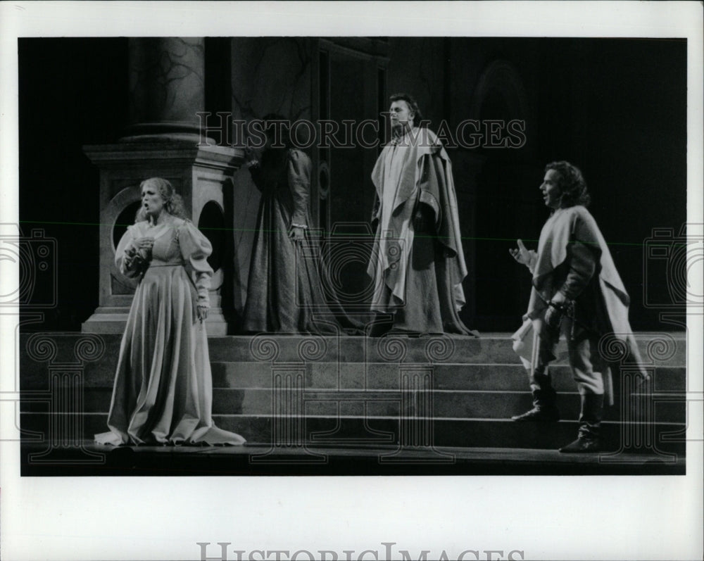 1992 Press Photo Lyric Opera&#39;s &quot;Otello&quot; - RRW56303 - Historic Images