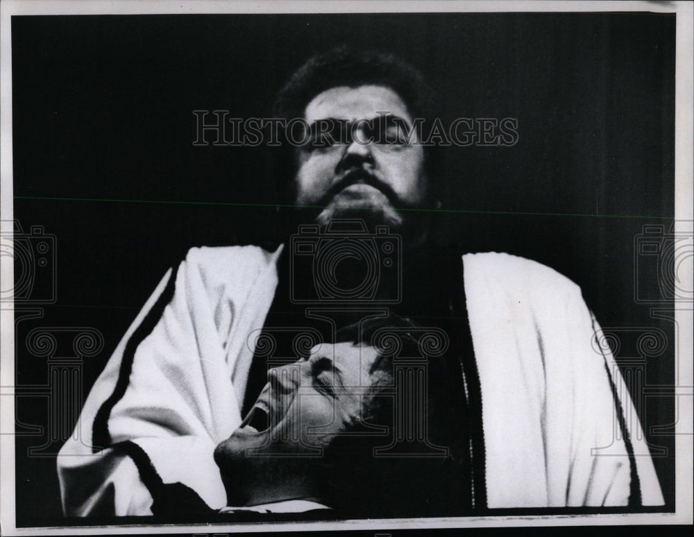 1975 Press Photo Opera &quot;Othello&quot; - RRW56305 - Historic Images