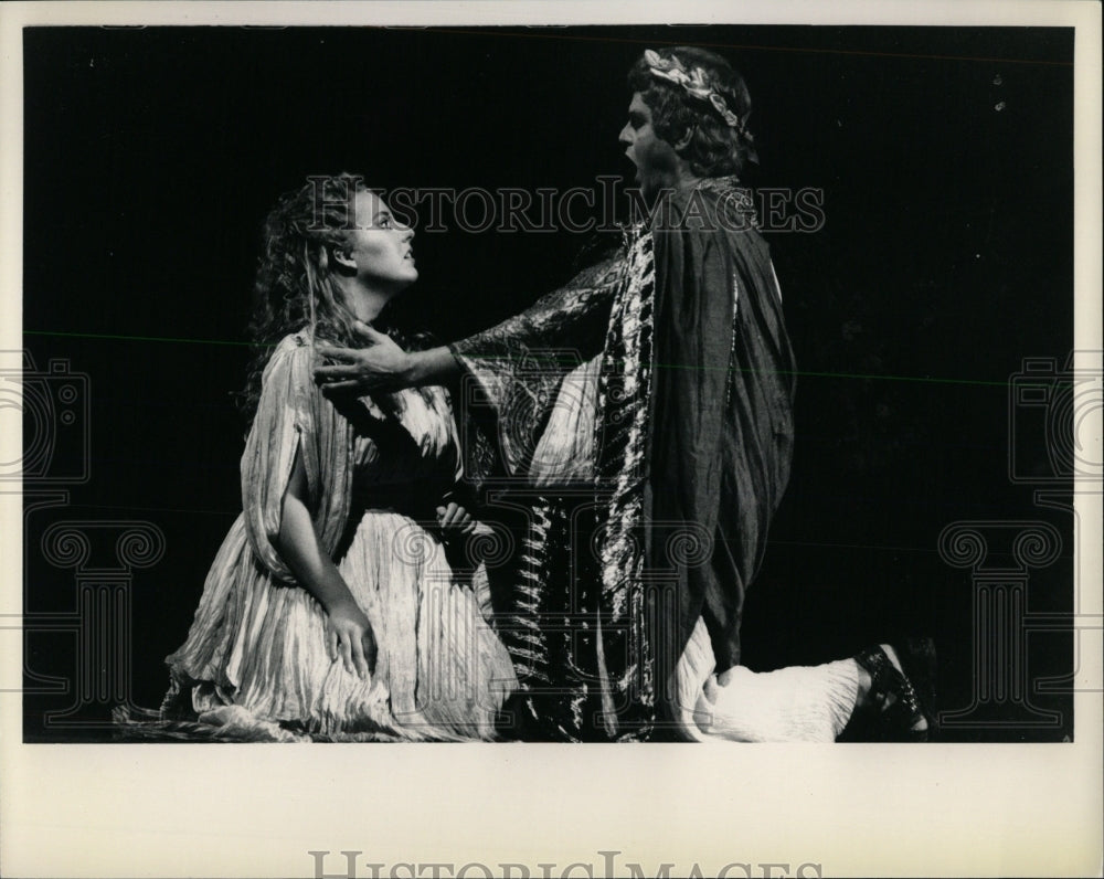 1989 Press Photo Opera La Clemza Di tito Susan Foster G - RRW56319 - Historic Images